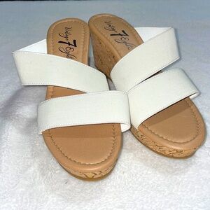 🎉HP🎉Vintage 7 Eight Delilah Wedge Sandals